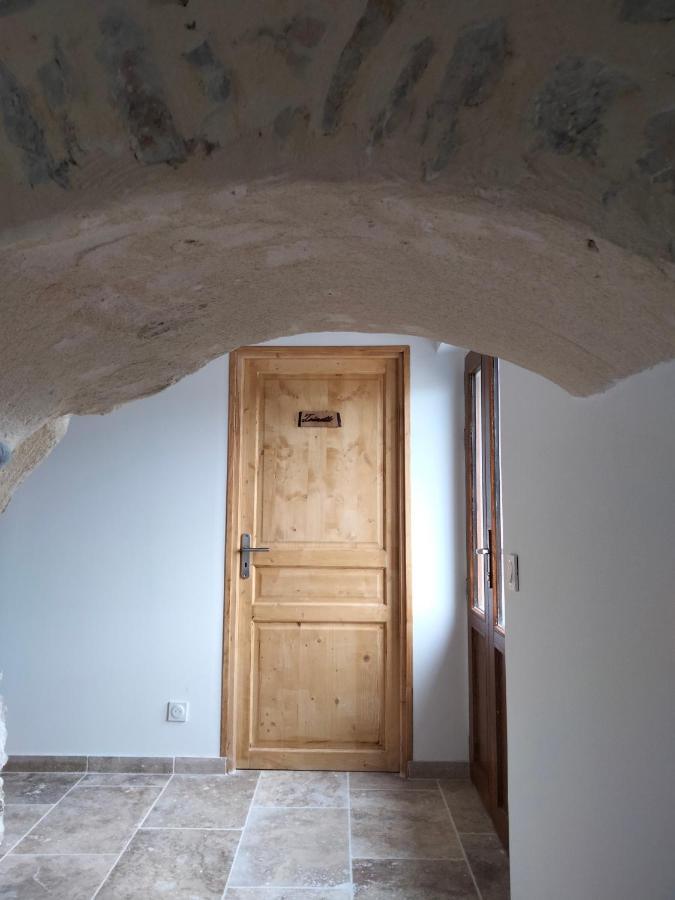La Grange De Sabatas Hotell Chomérac Eksteriør bilde