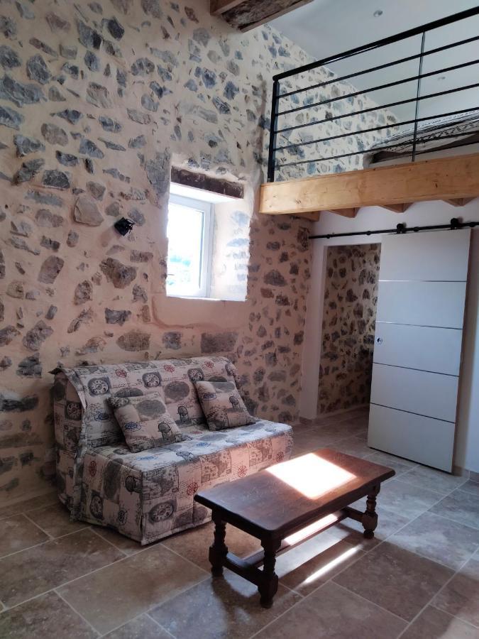 La Grange De Sabatas Hotell Chomérac Eksteriør bilde