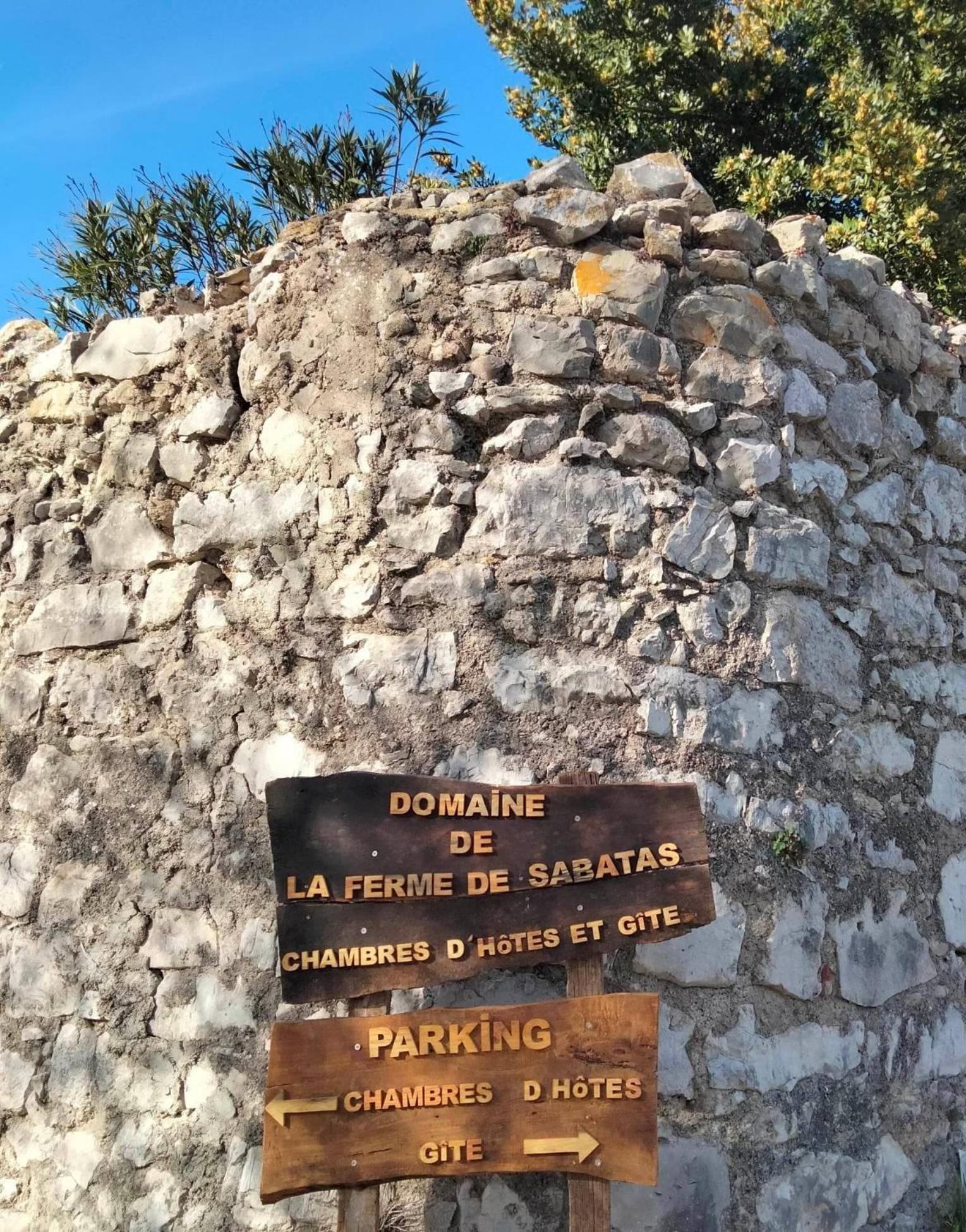 La Grange De Sabatas Hotell Chomérac Eksteriør bilde
